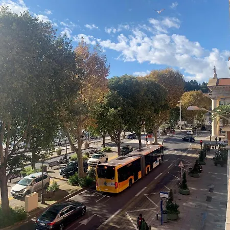 Cozy Studio, Exceptional View Of Lympia Harbor * Nice