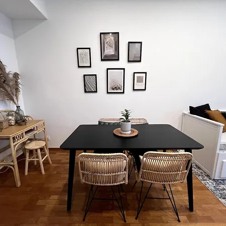 Cozy Studio, Exceptional View Of Lympia Harbor