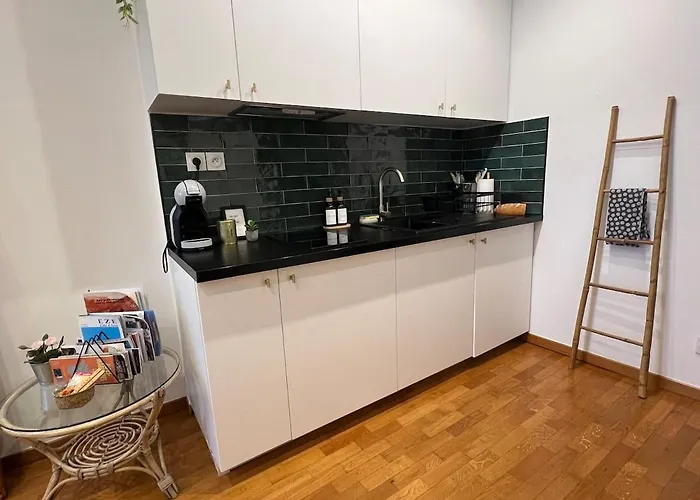 Apartment Cozy Studio, Exceptional View Of Lympia Harbor *